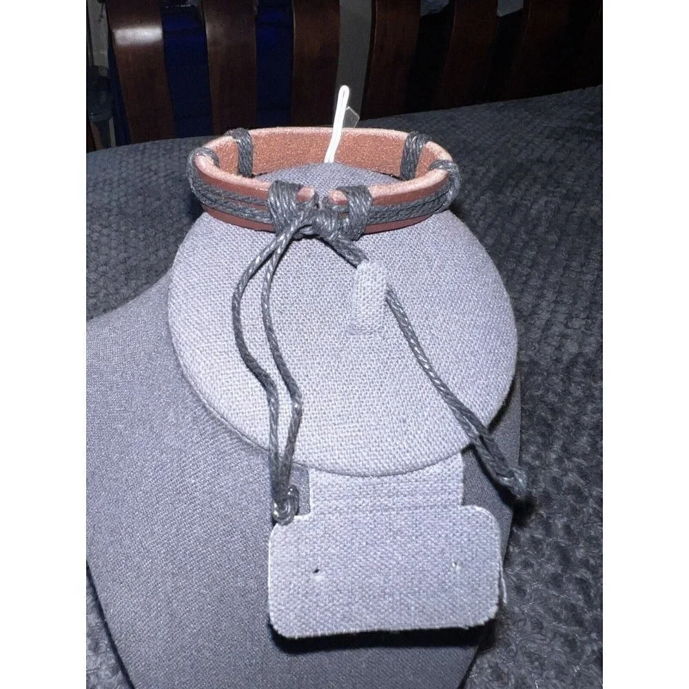 Christian Cuff Bracelet ANTIQUE SILVER CROSS Leather Adjustable Strap Set